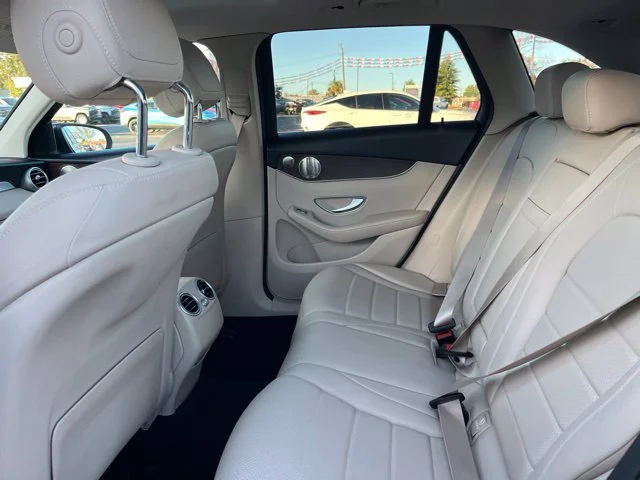 Used 2021 Blue Mercedes-Benz GLC 300 image 14