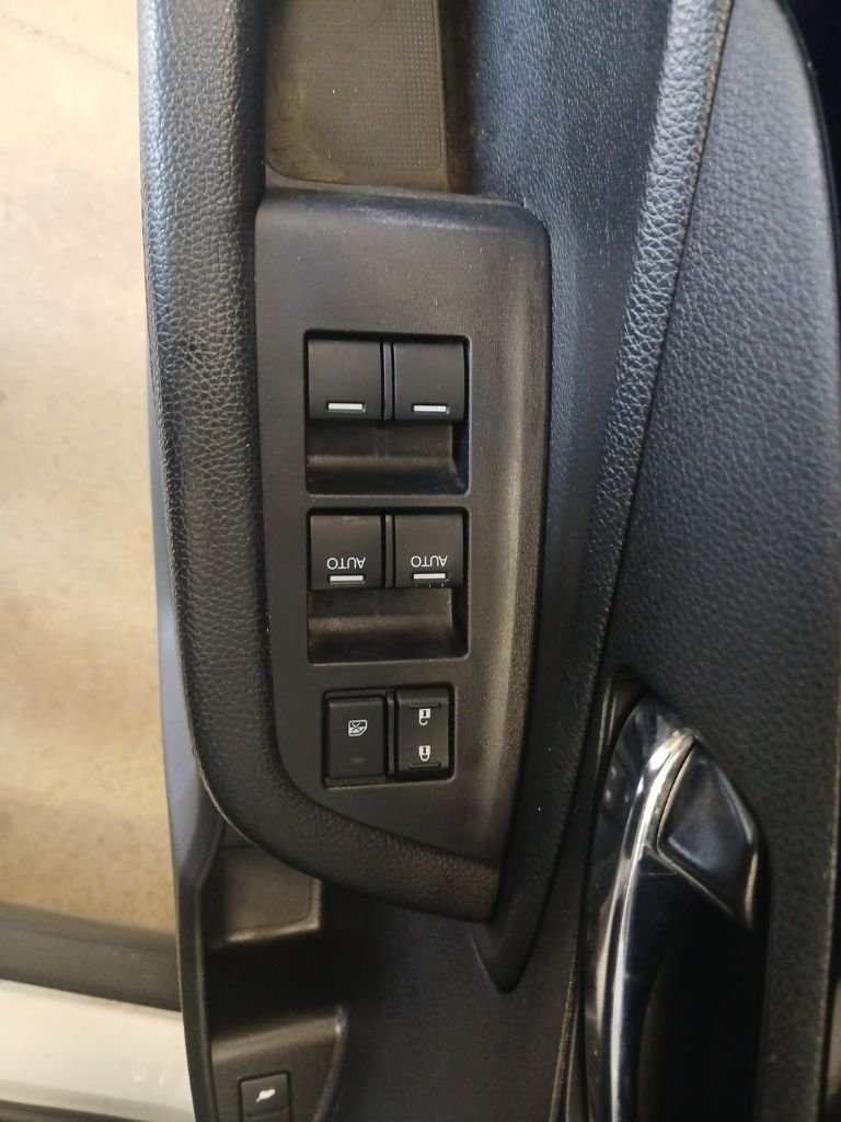Used 2020 White Honda Touring image 28