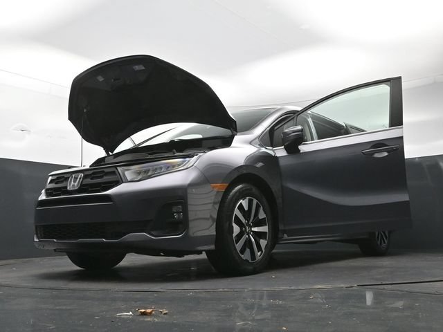 Certified Used 2025 Modern Steel Metallic Honda EX-L image 66