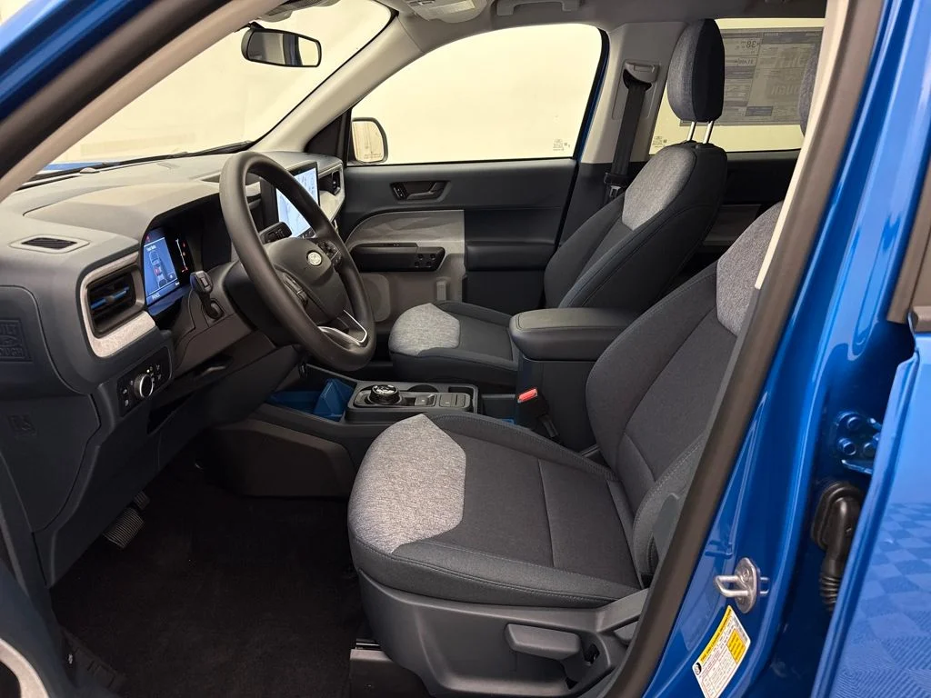 New 2025 Blue Ford XLT image 7