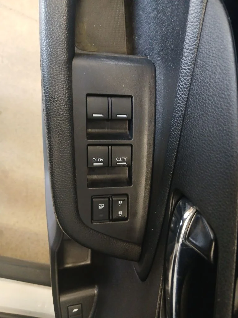 Used 2020 White Honda Touring image 28