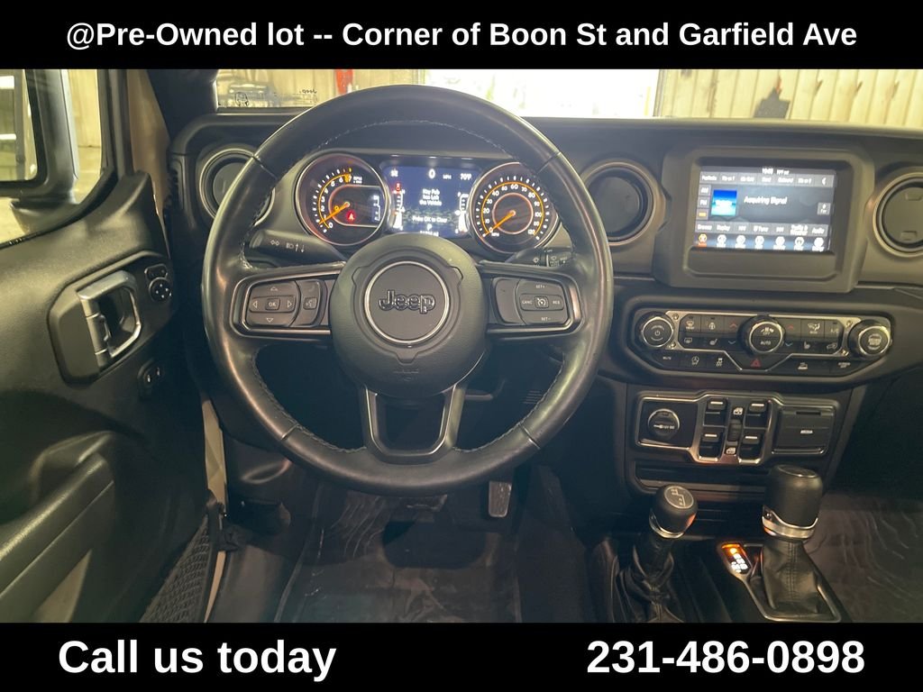 Used 2022 Beige Jeep Sport image 17