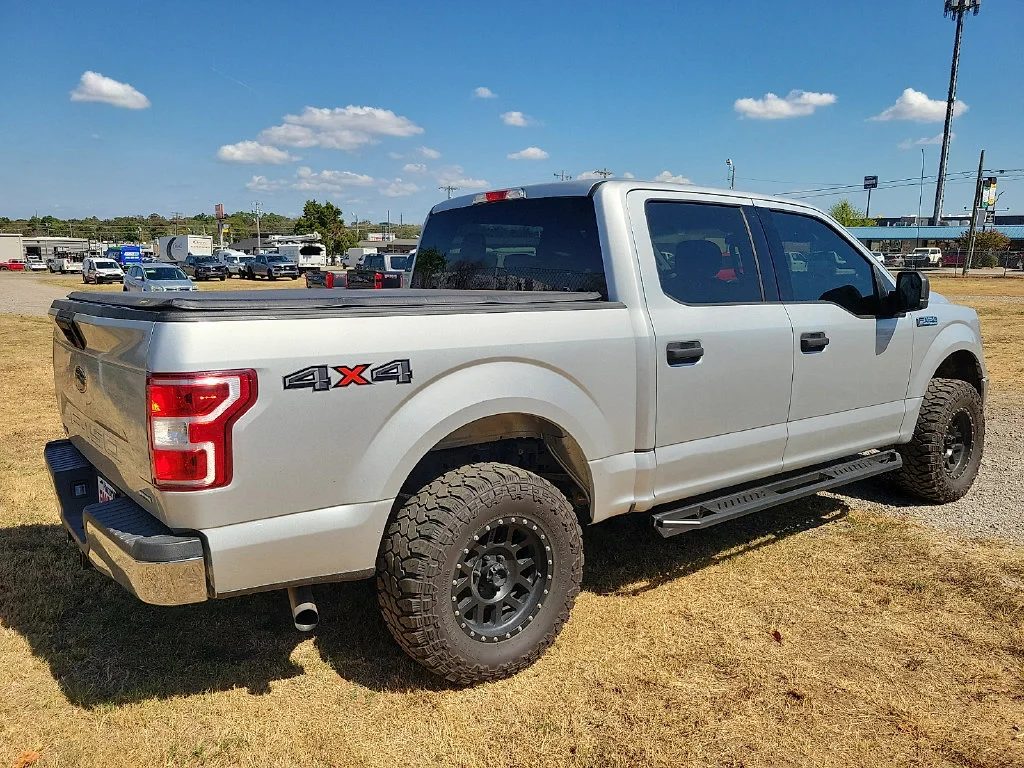Used 2018 Ingot Silver Ford XLT image 5