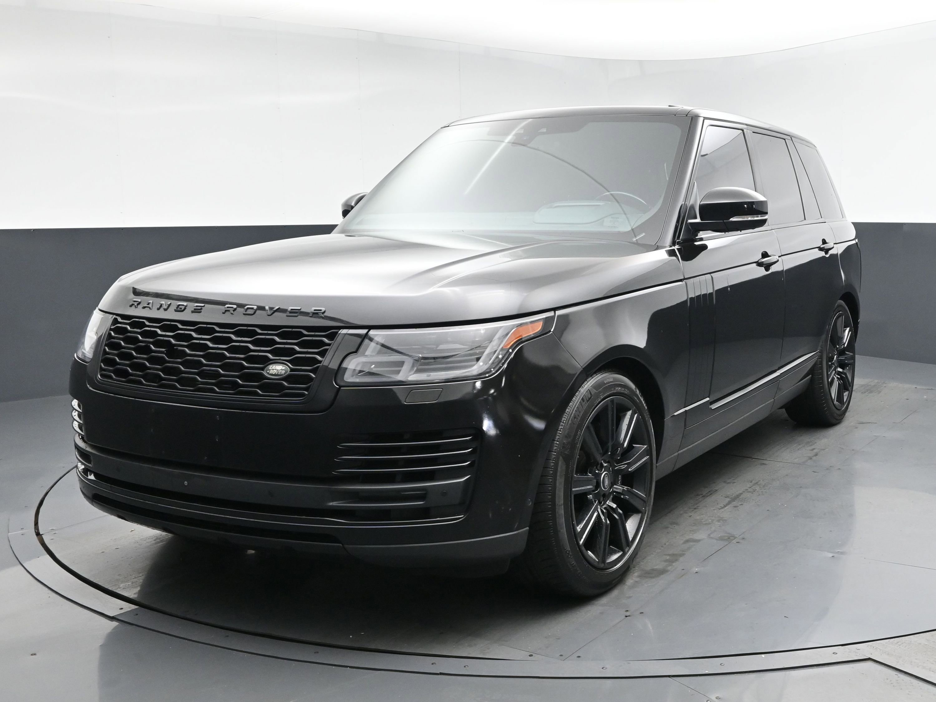 2018 Land Rover Range Rover 3.0 HSE's photo