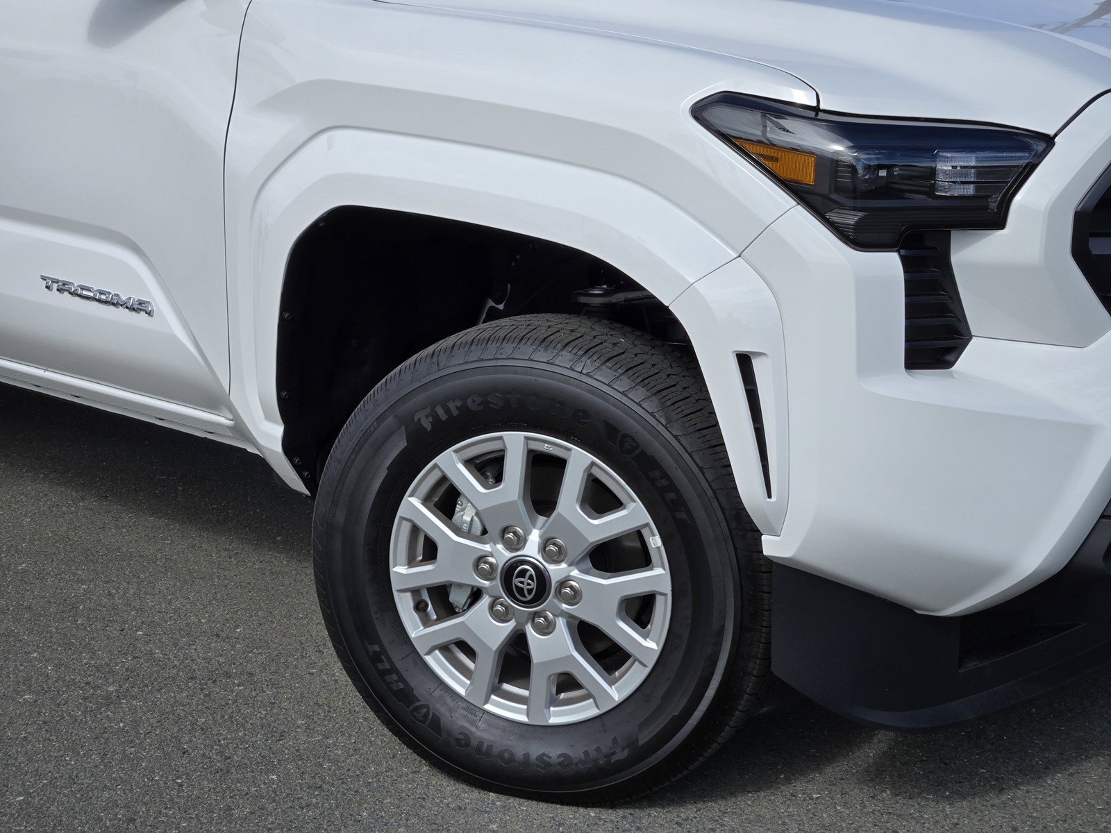 New 2026 Ice Cap Toyota  SR5 image 5
