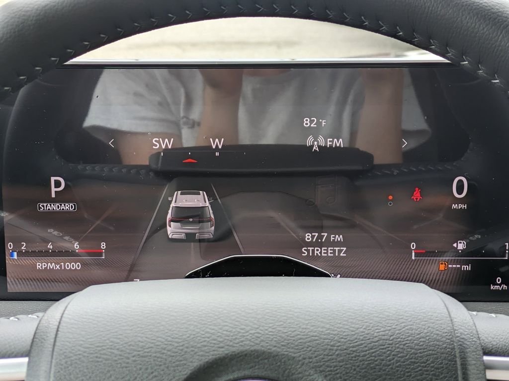 2025 Nissan Armada SL - Photo 27