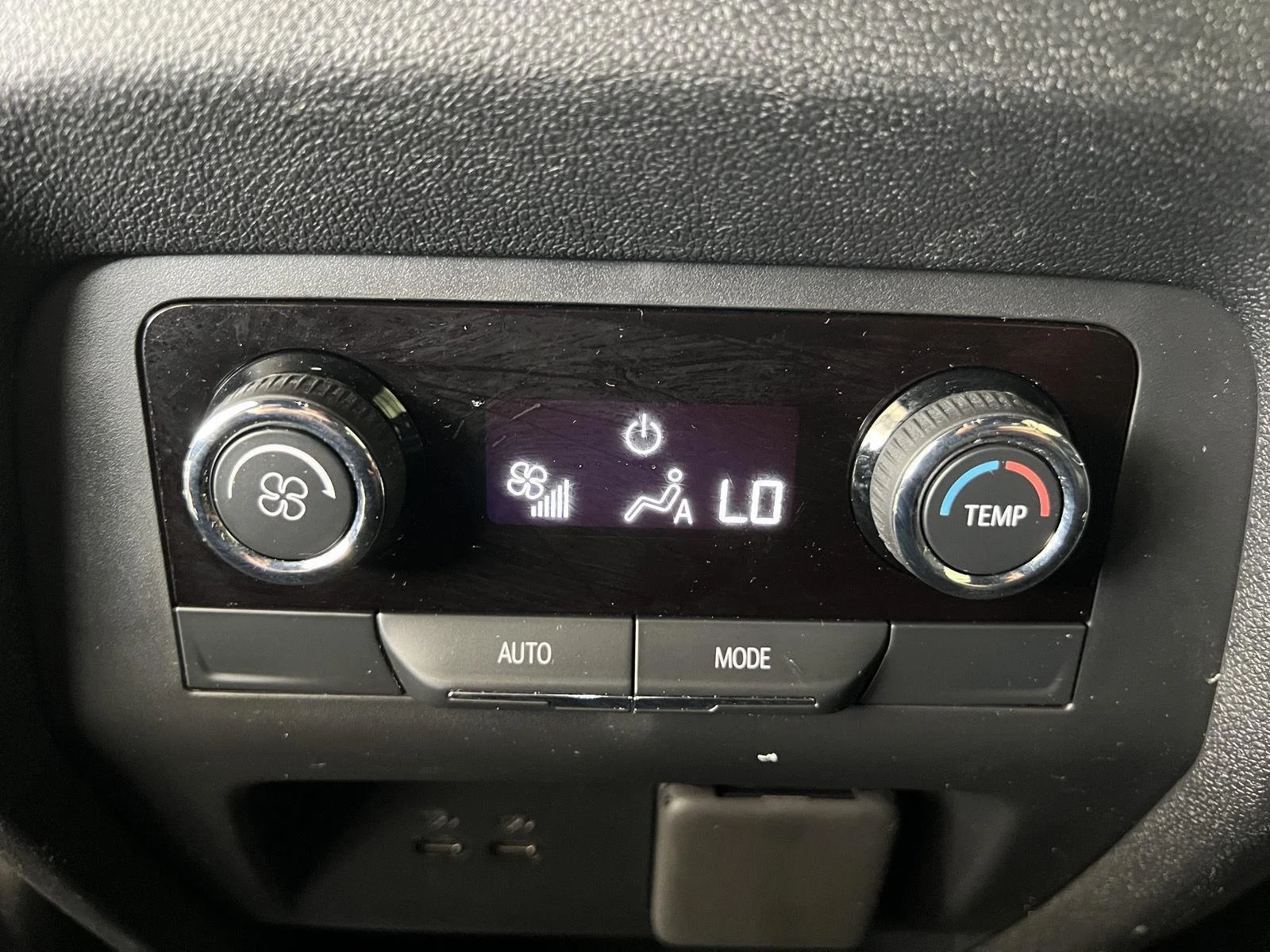 Used 2024 Lakeshore Blue Metallic Chevrolet LT image 20