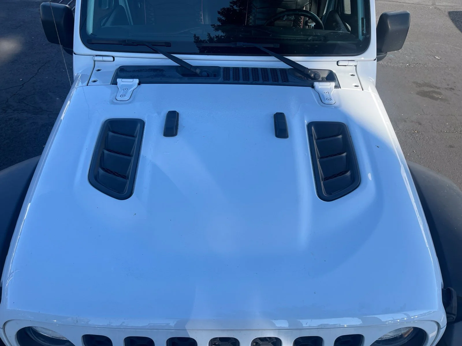 Used 2023 Bright White Clearcoat Jeep Rubicon image 2
