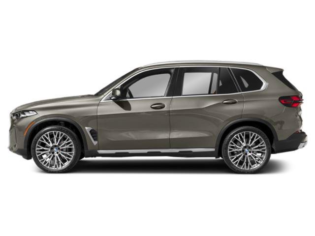 Used 2025 Manhattan Green Metallic BMW sDrive40i image 3