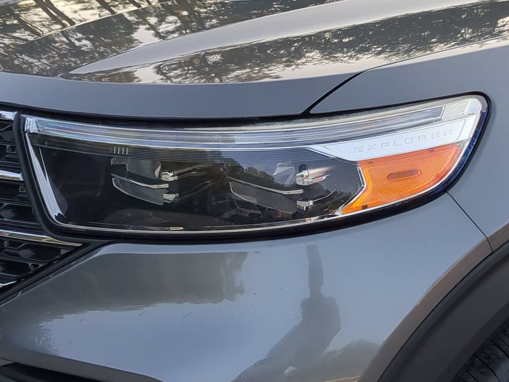 Used 2023 Carbonized Gray Metallic Ford XLT image 41