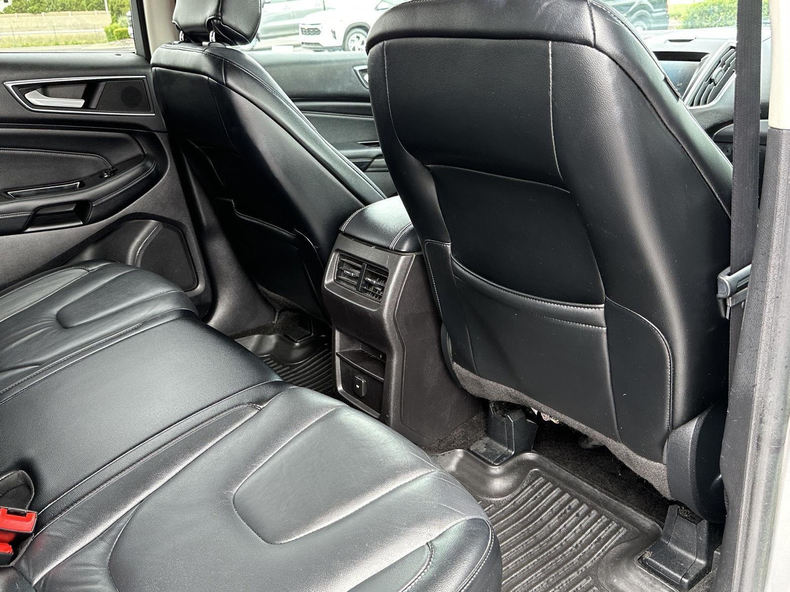 Used 2015 Silver Ford Titanium image 41