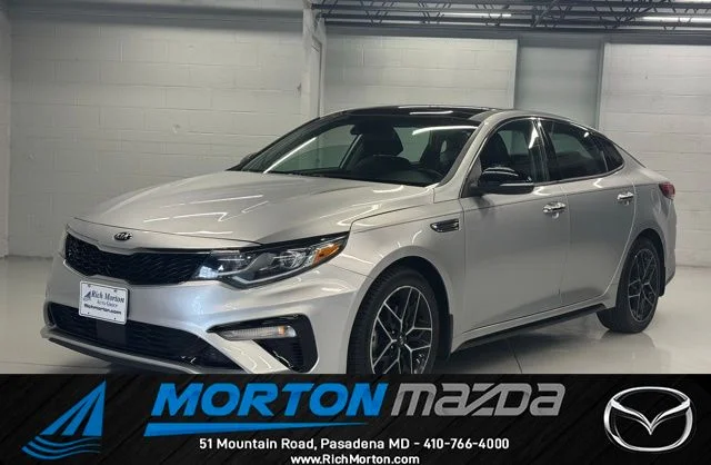 2020 Kia Optima SE's photo