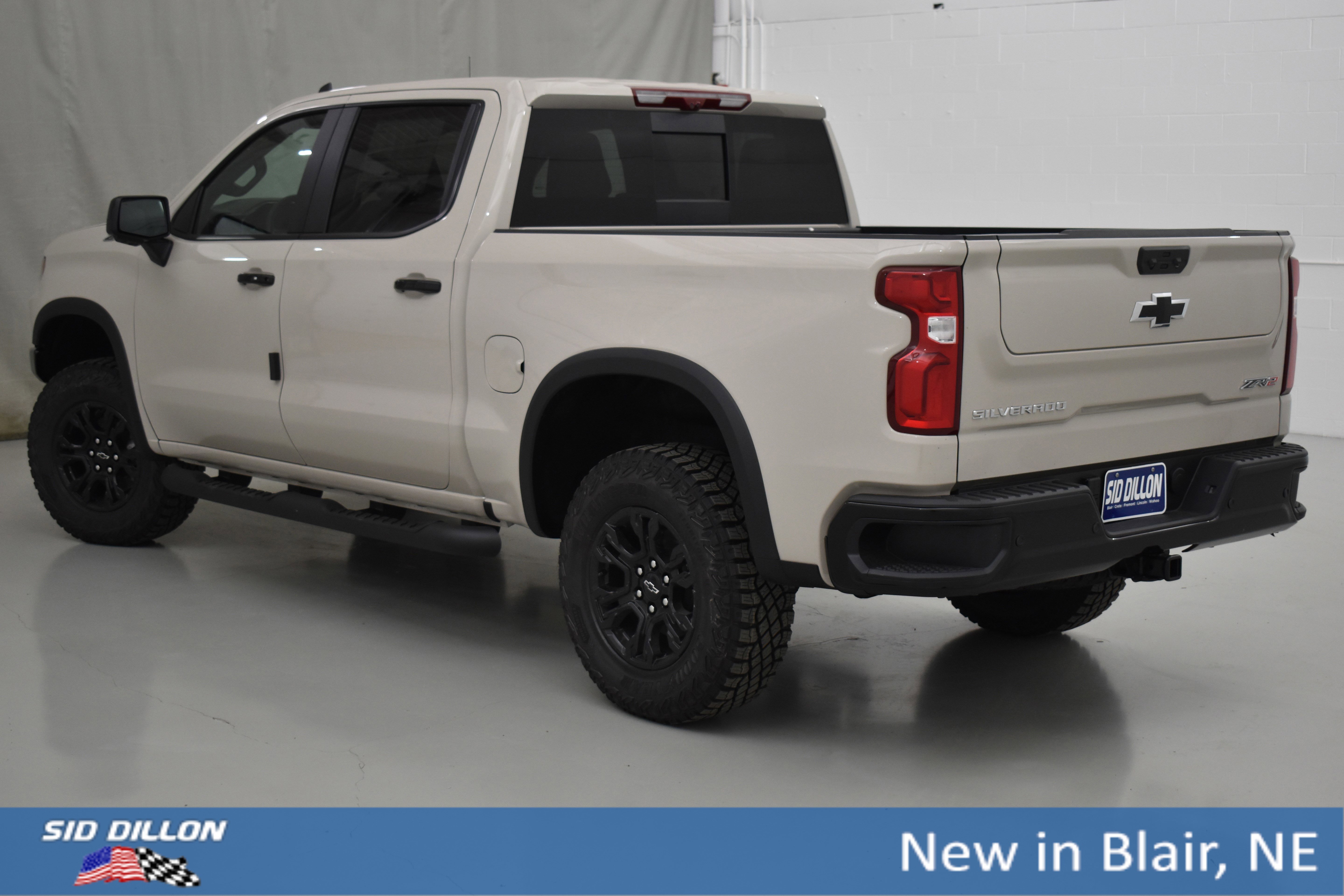 New 2026 White Sands Chevrolet ZR2 image 15