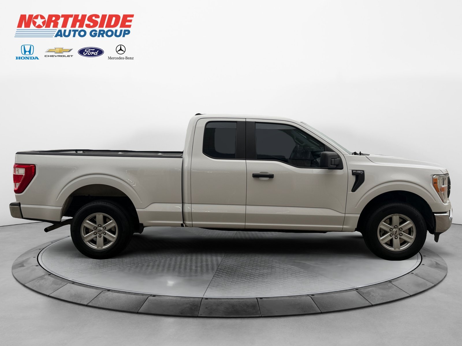 Certified Used 2021 Oxford White Ford XL image 8