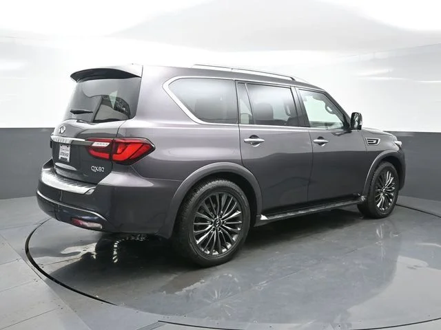 Used 2023 Gray INFINITI Premium Select image 7