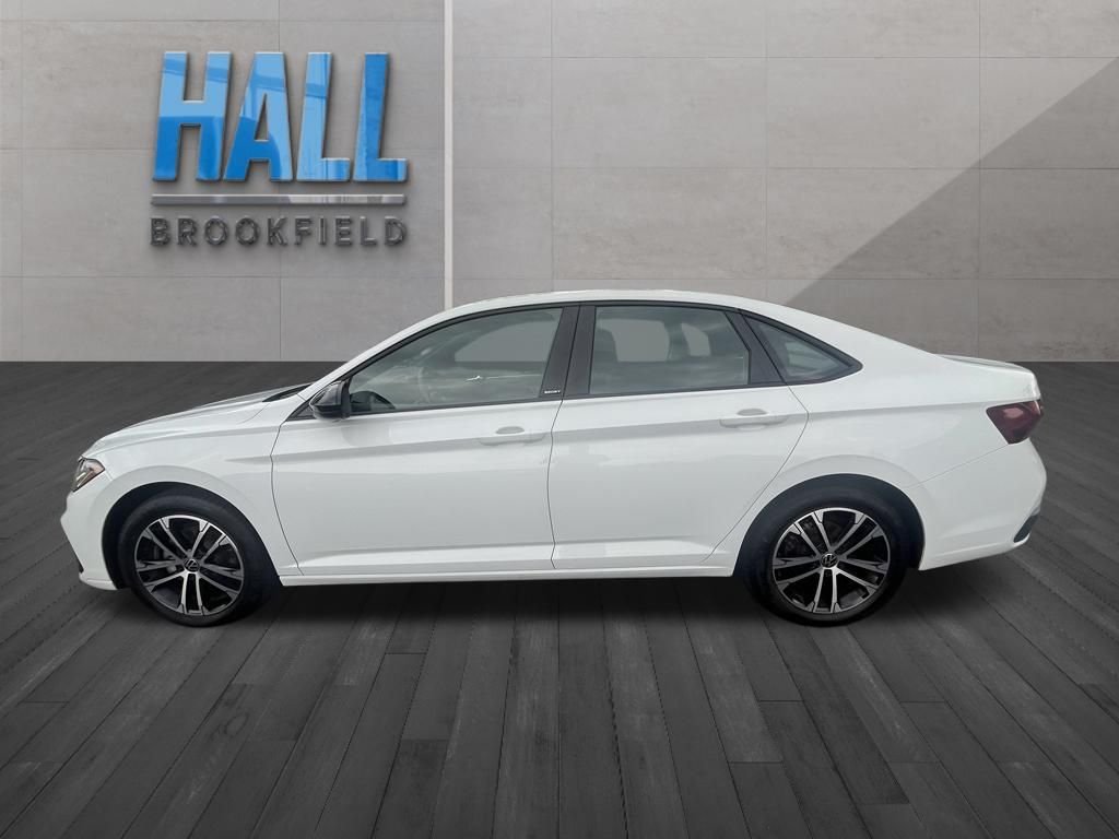 Certified Used 2025 White Volkswagen 1.5T Sport image 3