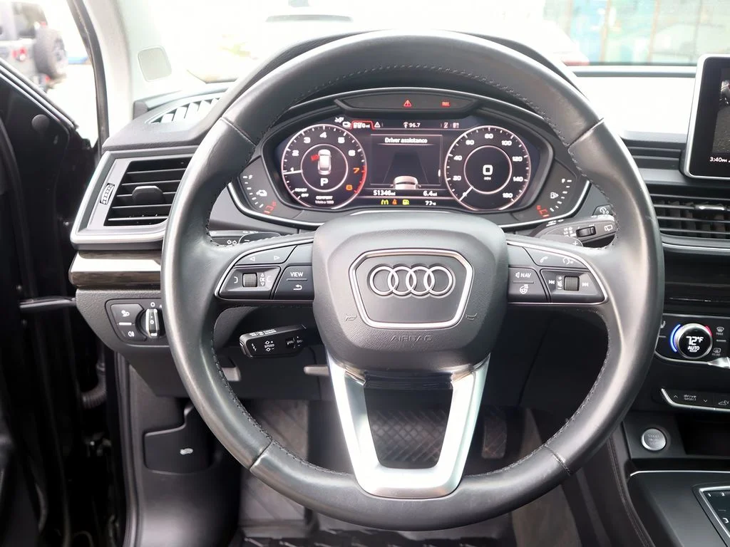 Used 2020 Mythos Black Metallic Audi Premium Plus image 11