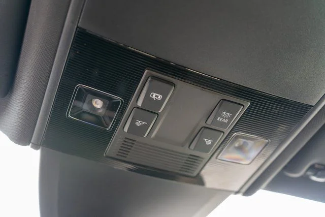 Used 2019 Blue Volkswagen DCC & Navigation 4Motion image 37