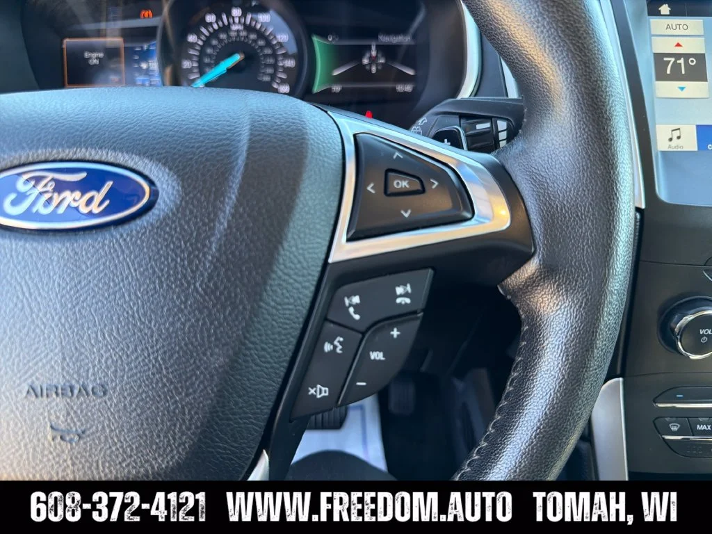 Used 2016 Black Ford SEL image 15