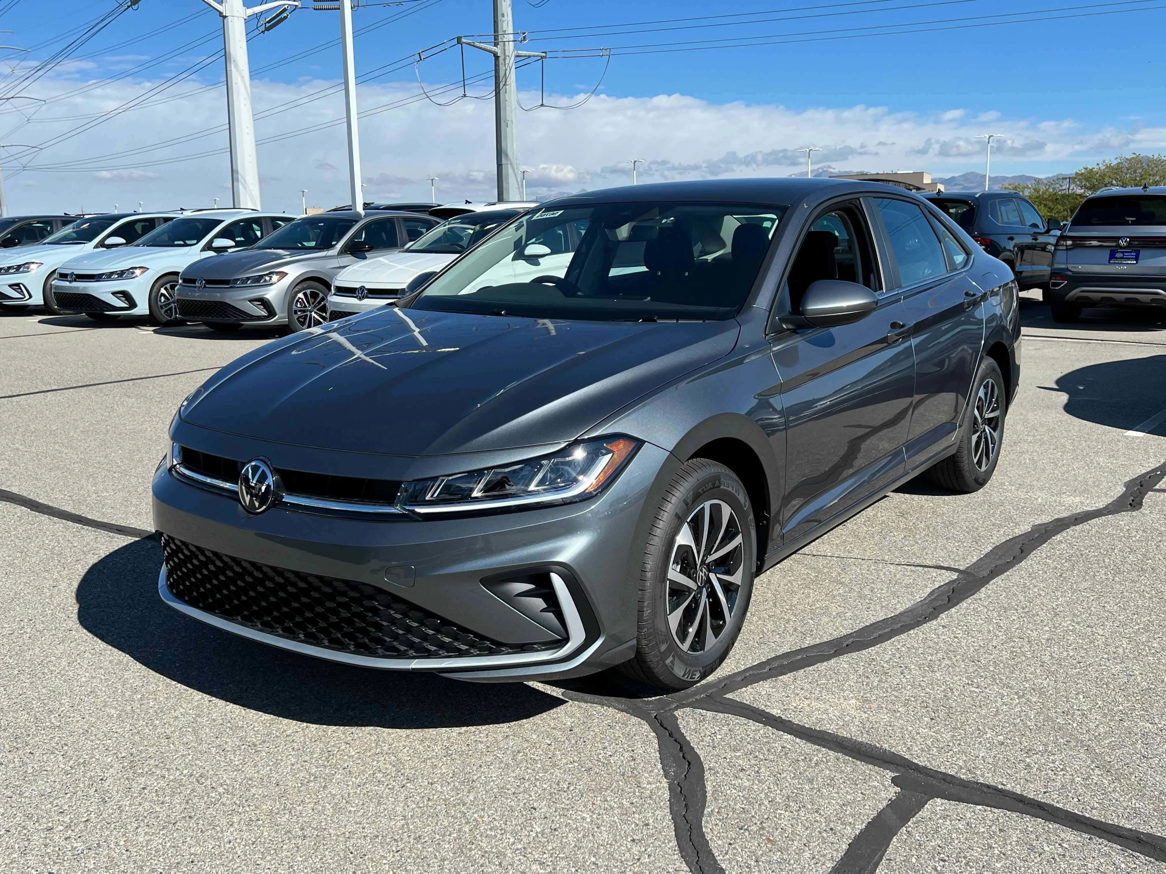 New 2026 Platinum Gray Metallic Volkswagen S image 1