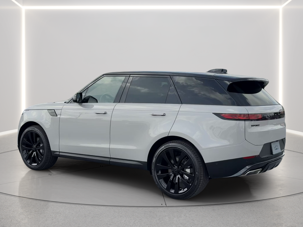 New 2026 Borasco Grey Land Rover SE image 7