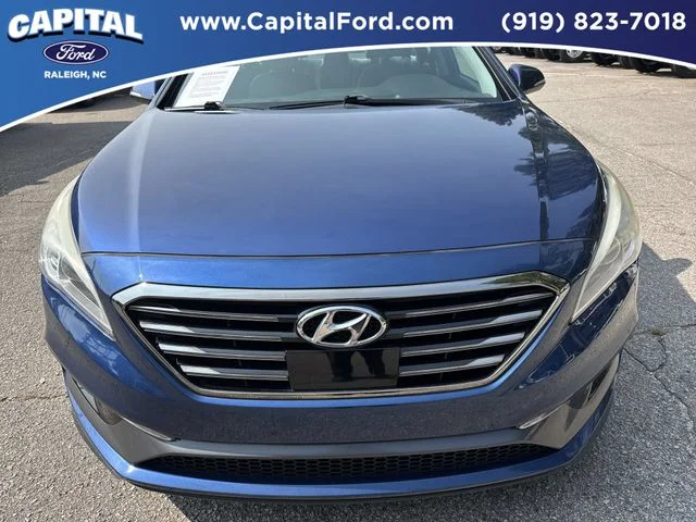Used 2016 Blue Hyundai Limited image 10