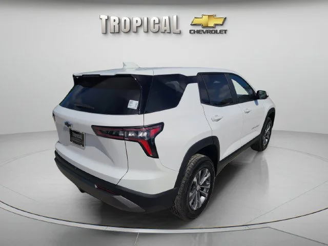 New 2027 Summit White Chevrolet LT image 5