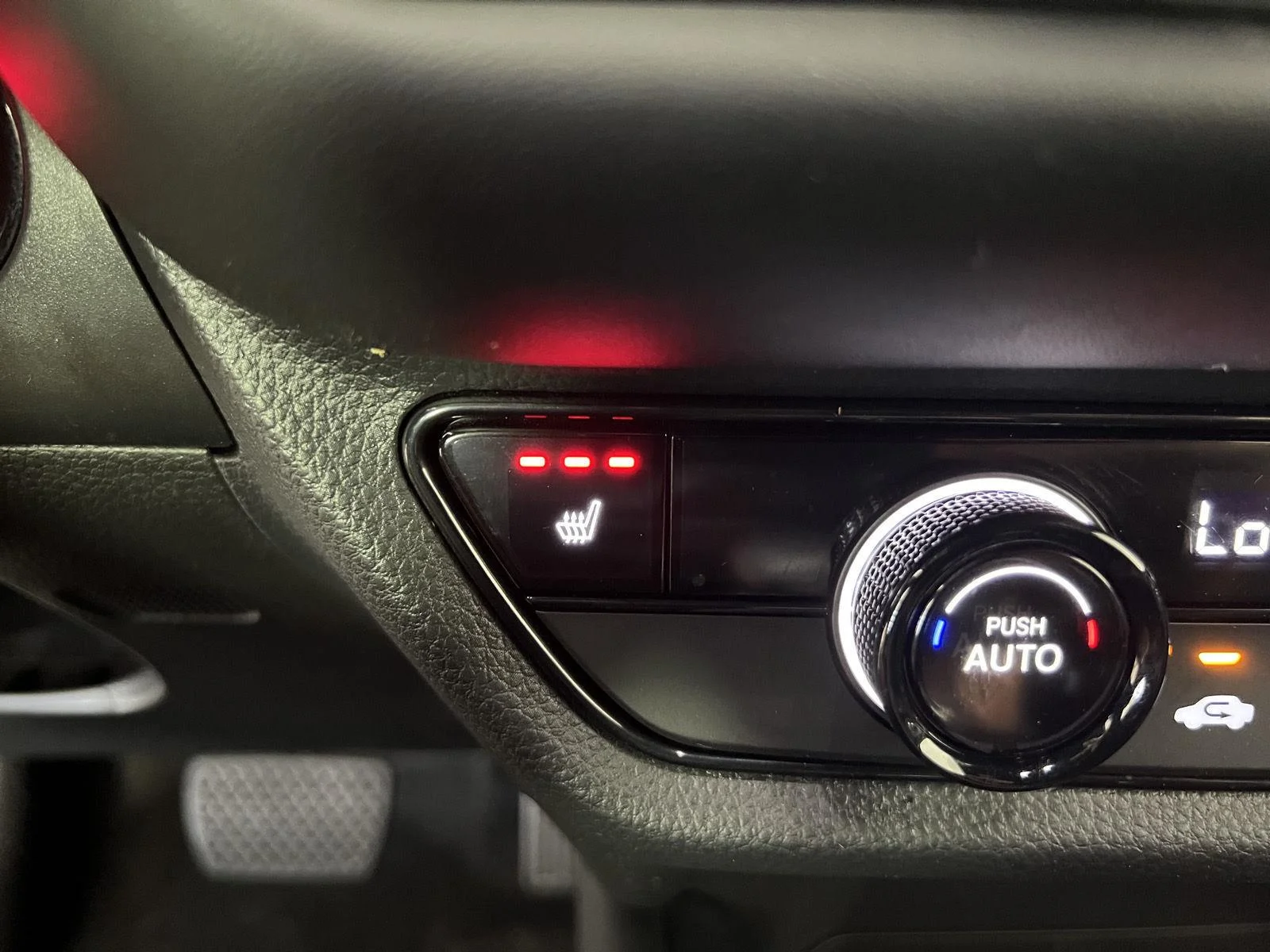 Used 2024  Honda Sport image 16