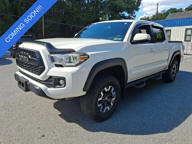 Used 2017 White Toyota TRD Off-Road image 6