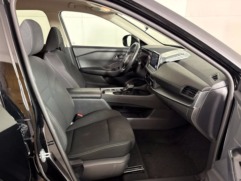 Used 2024 Black Nissan S image 15