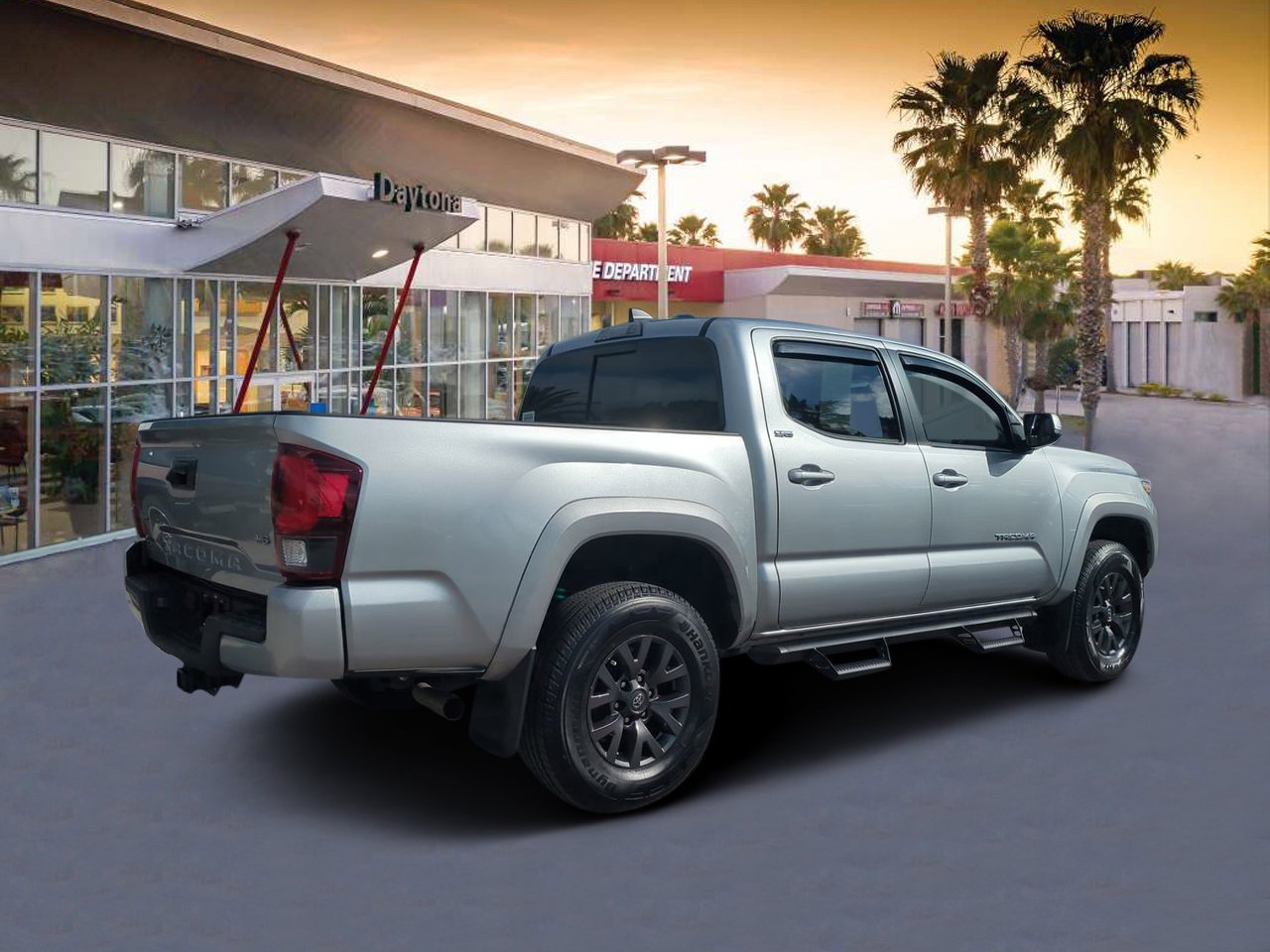 2023 Toyota Tacoma TRD Sport photo 2