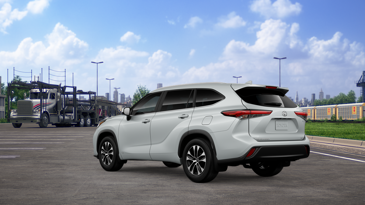 New 2026 Wind Chill Pearl Toyota Hybrid XLE image 20
