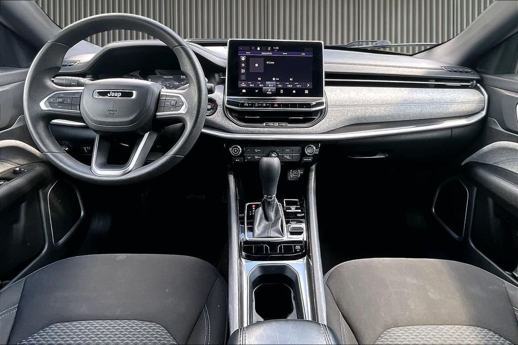 Used 2023 Blue Jeep Sport image 16