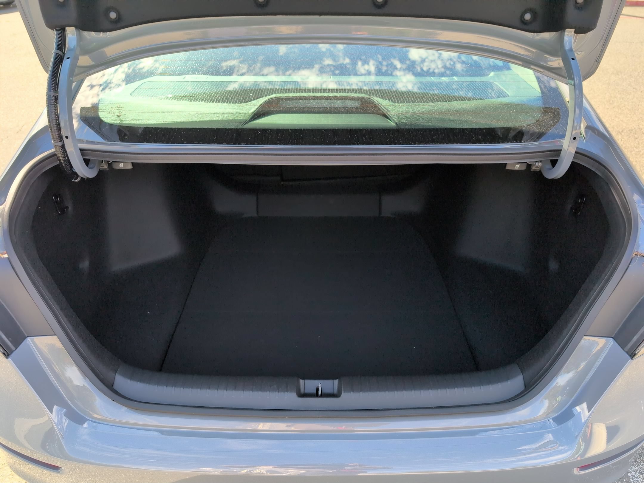 New 2025 Urban Gray Pearl Honda SE image 22