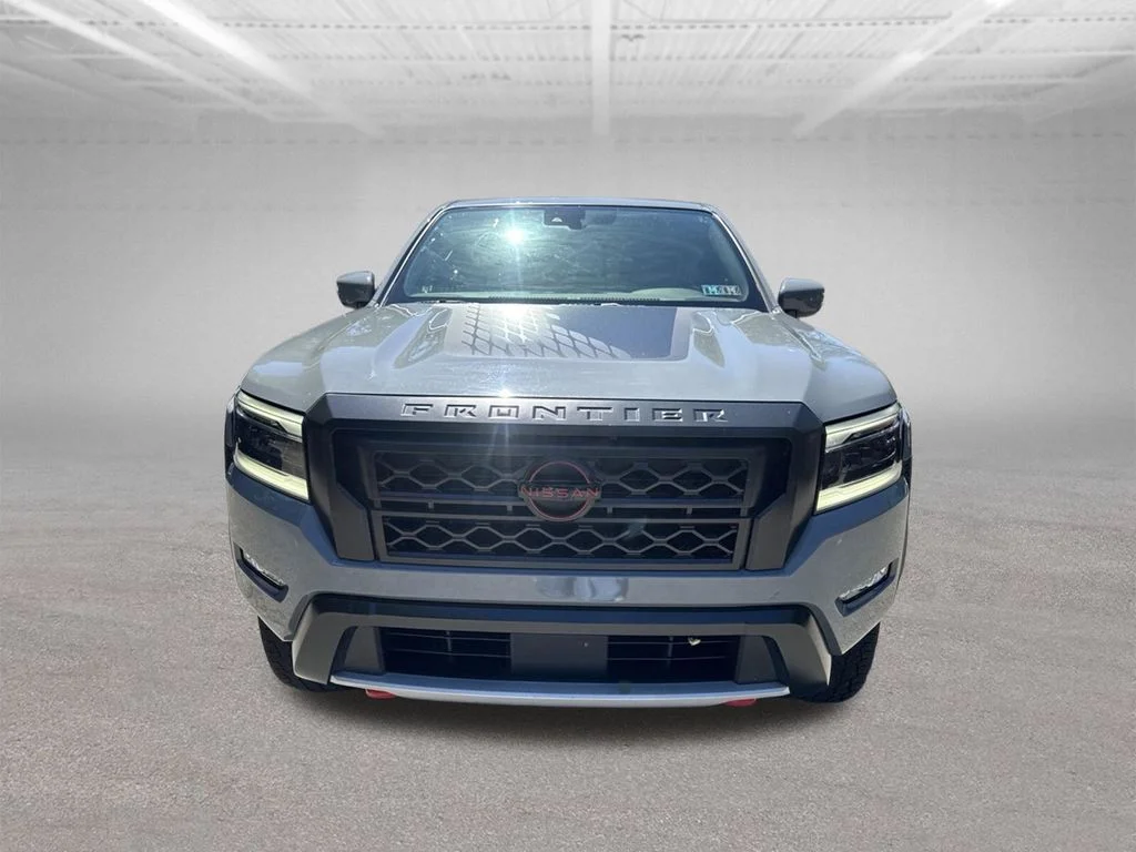 Used 2023 Gray Nissan PRO-4X image 9