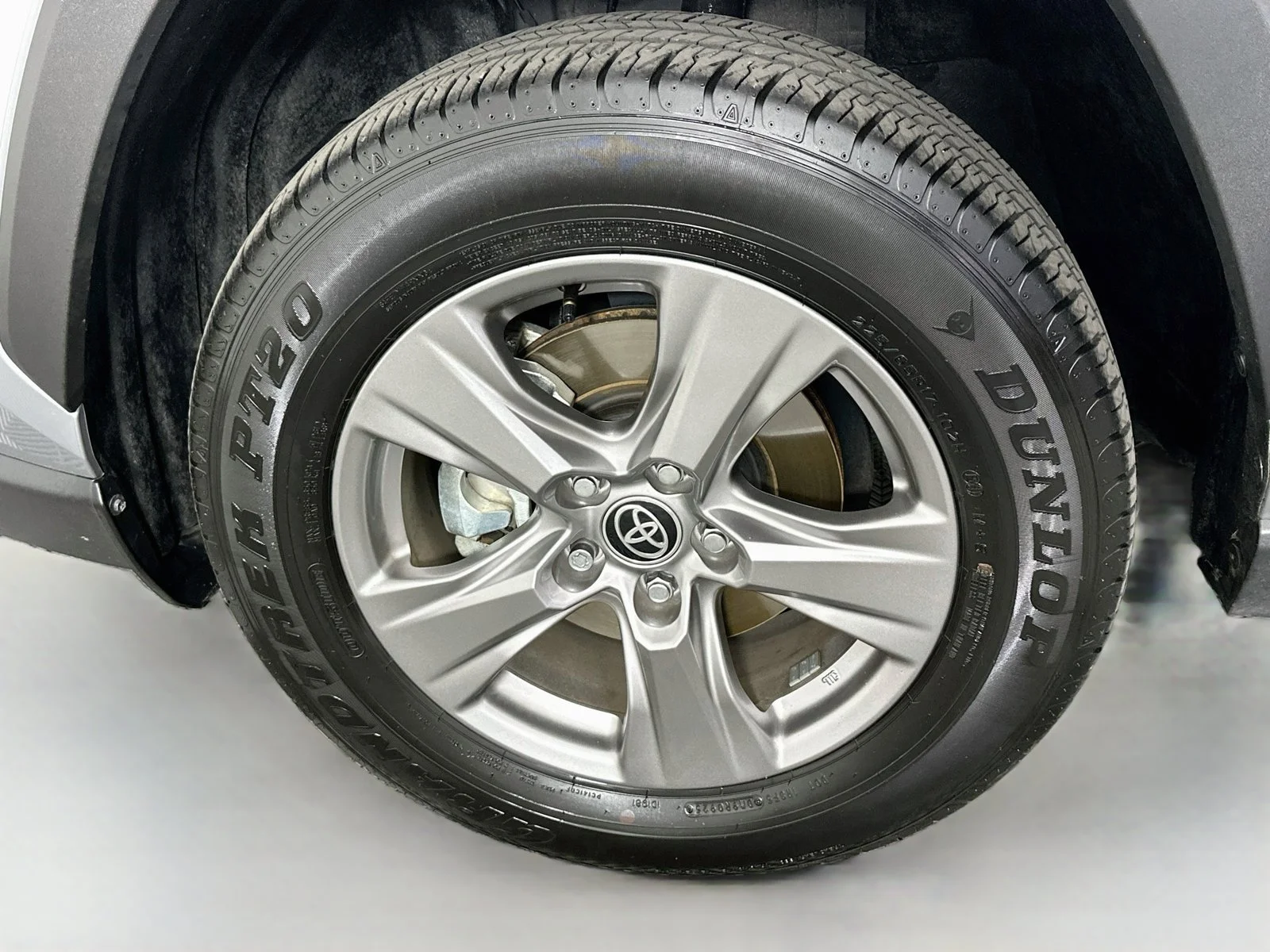 Used 2025 Silver Toyota LE image 30