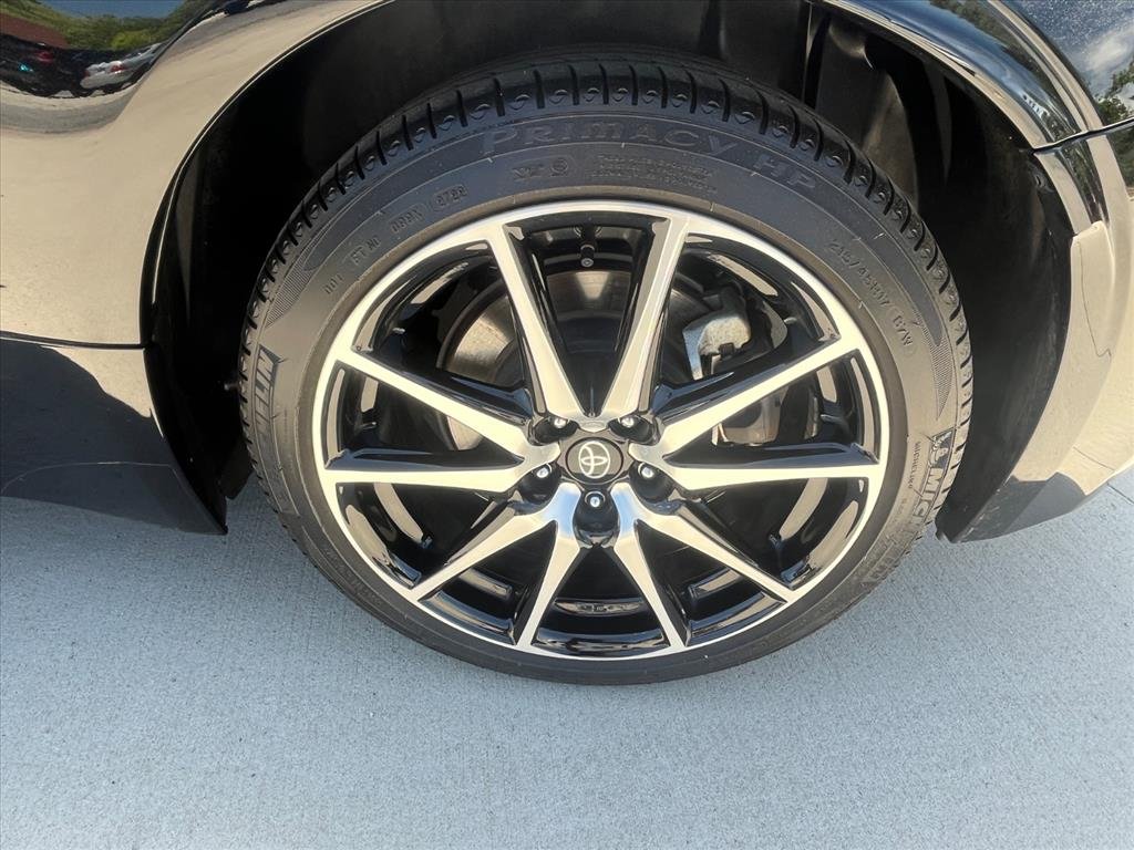 Used 2023 Raven Toyota Base image 21