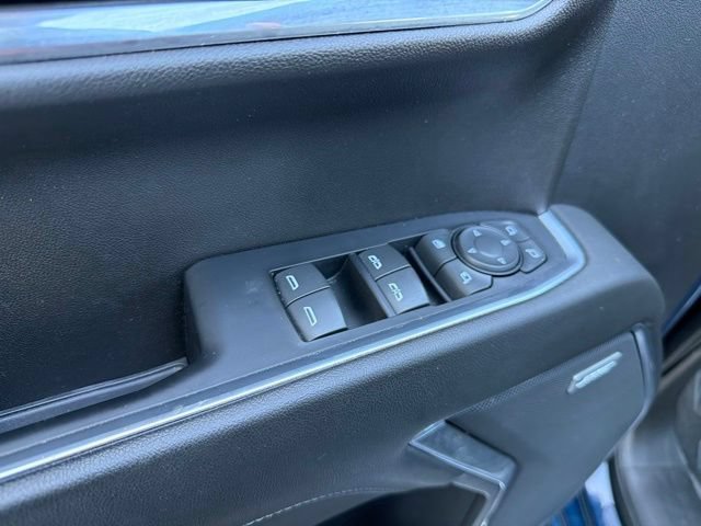 Used 2022 PACIFIC BLUE METALLIC GMC SLT image 14