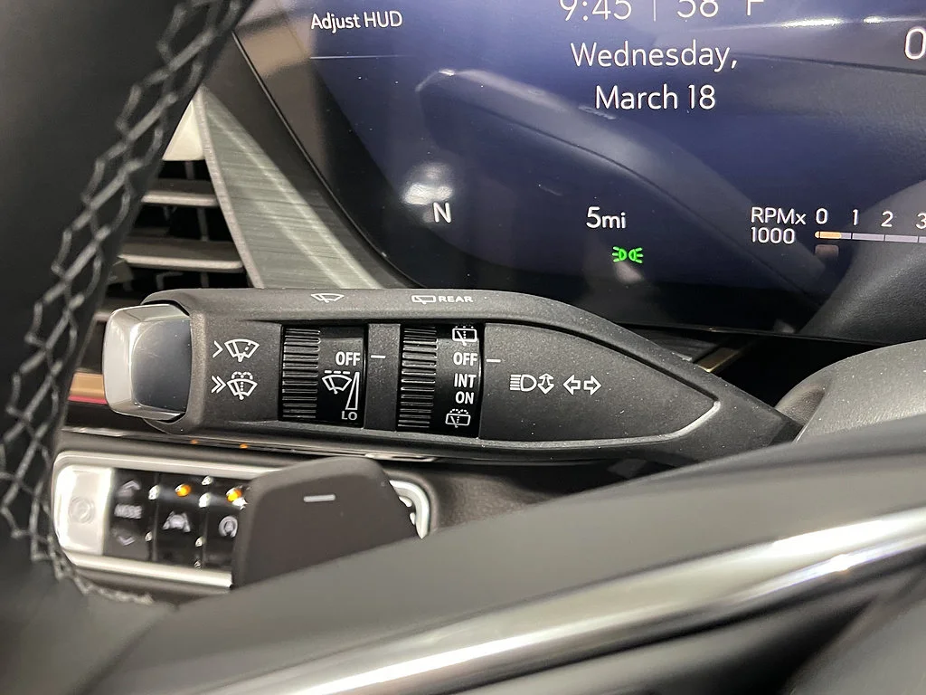 New 2026 Quartz Blue Metallic Buick Avenir image 28