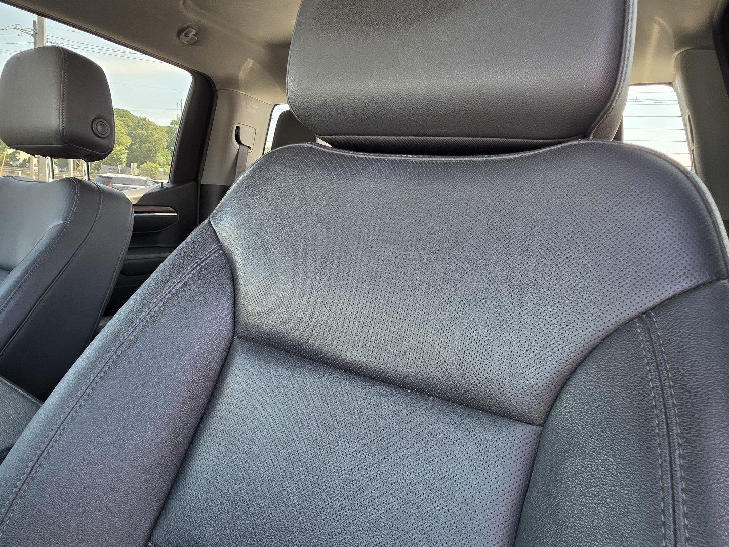 Used 2025 Summit White GMC SLT image 21