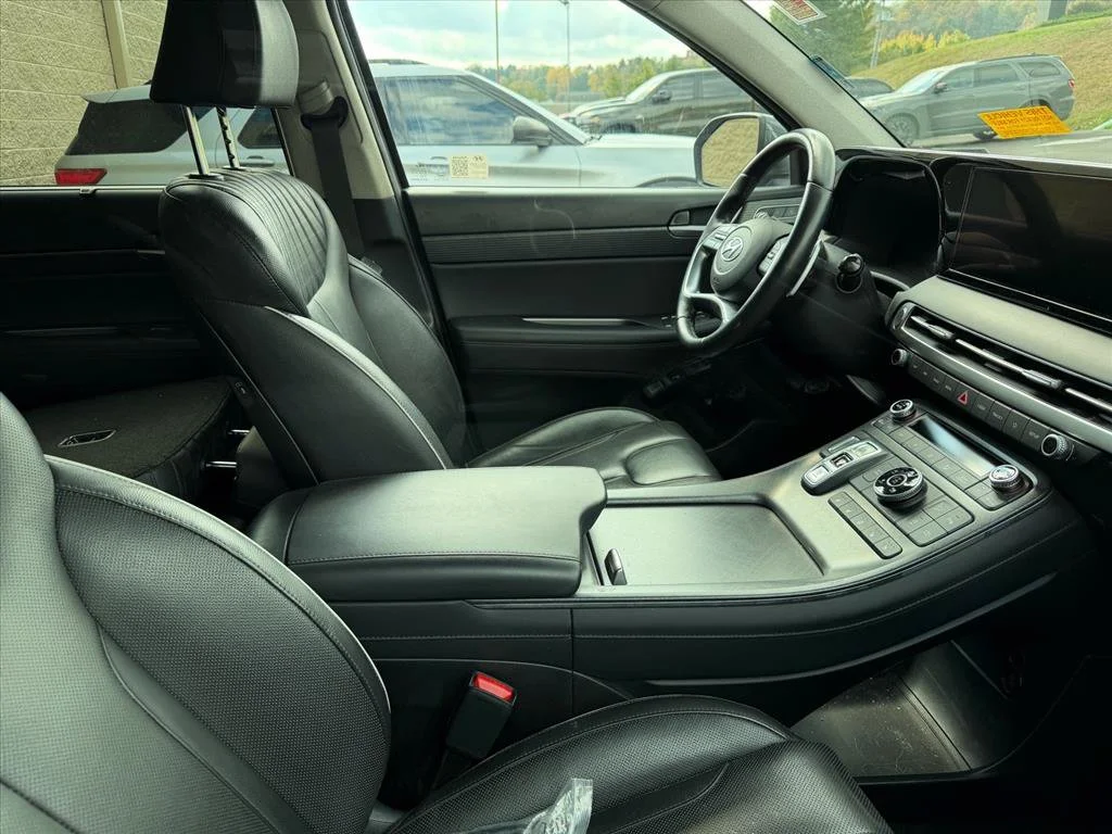 Used 2024 Gray Hyundai Limited image 8