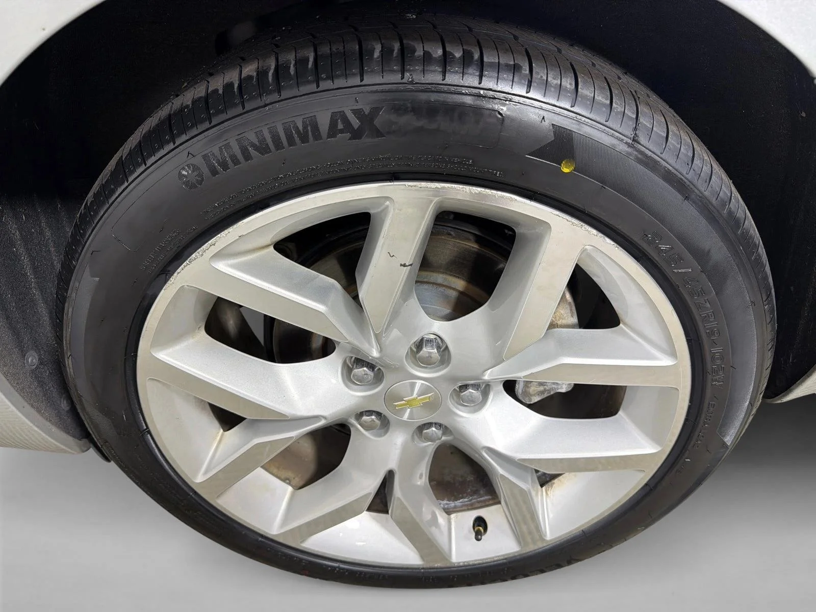 Used 2018 Beige Chevrolet Premier image 20
