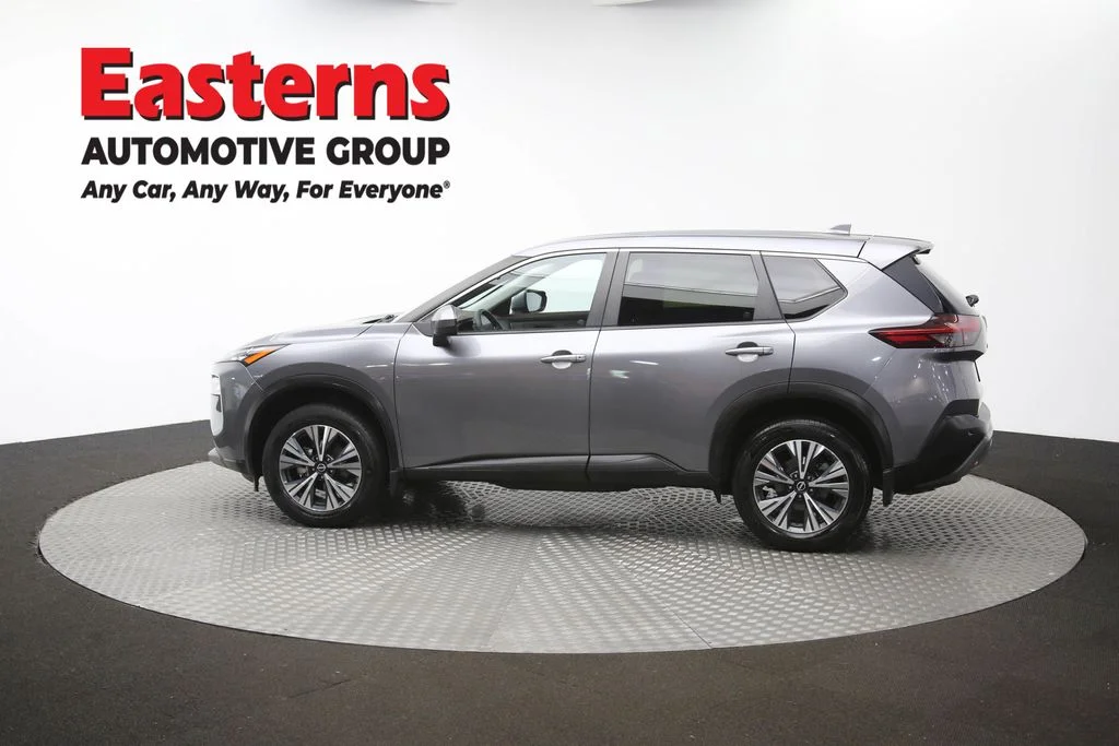 Used 2023 Gray Nissan SV image 61