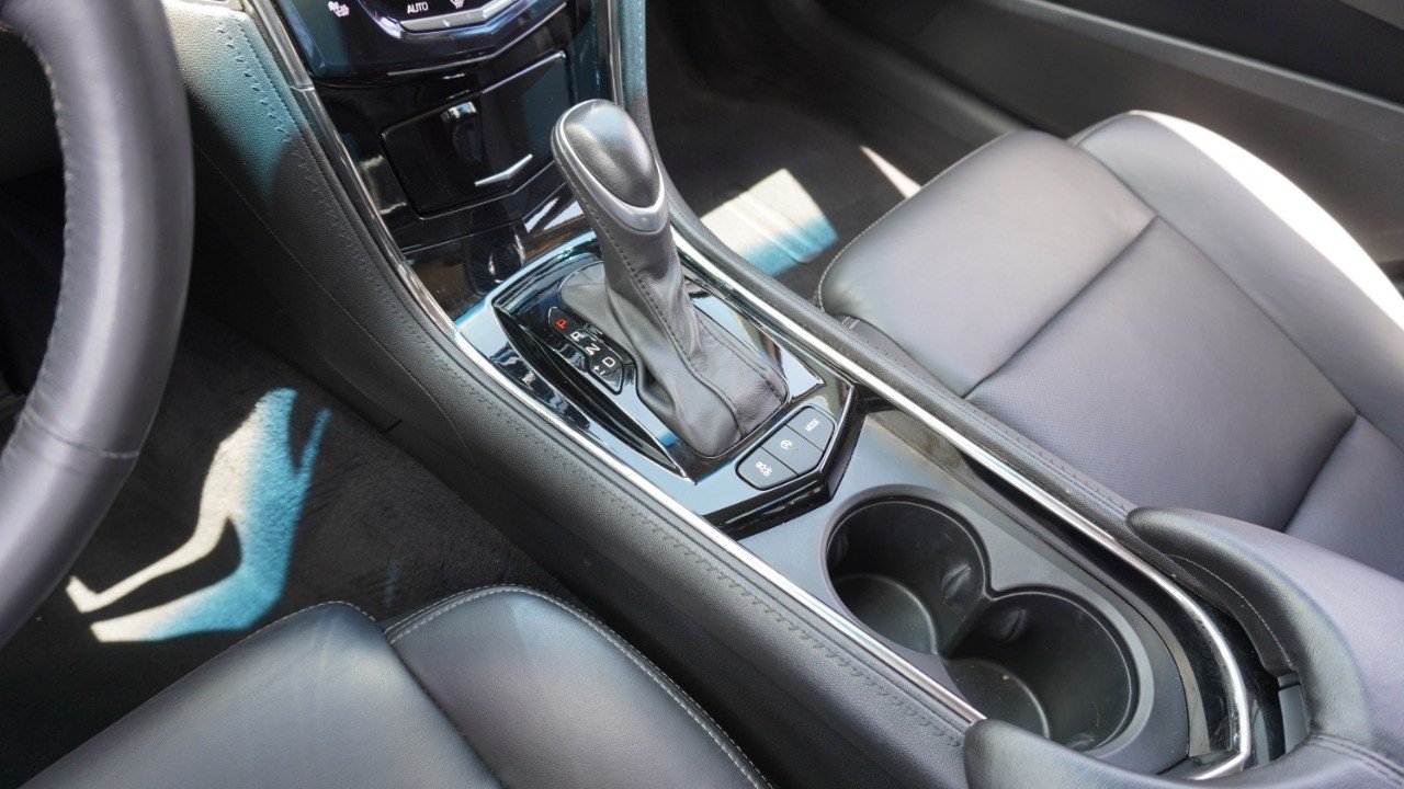Used 2018 Silver Cadillac Luxury RWD image 20