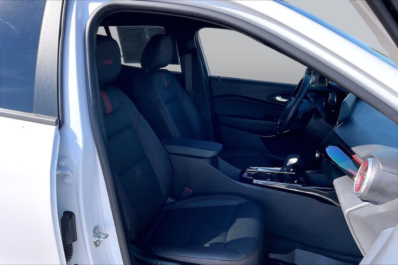 2026 Chevrolet Trax RS - Photo 9