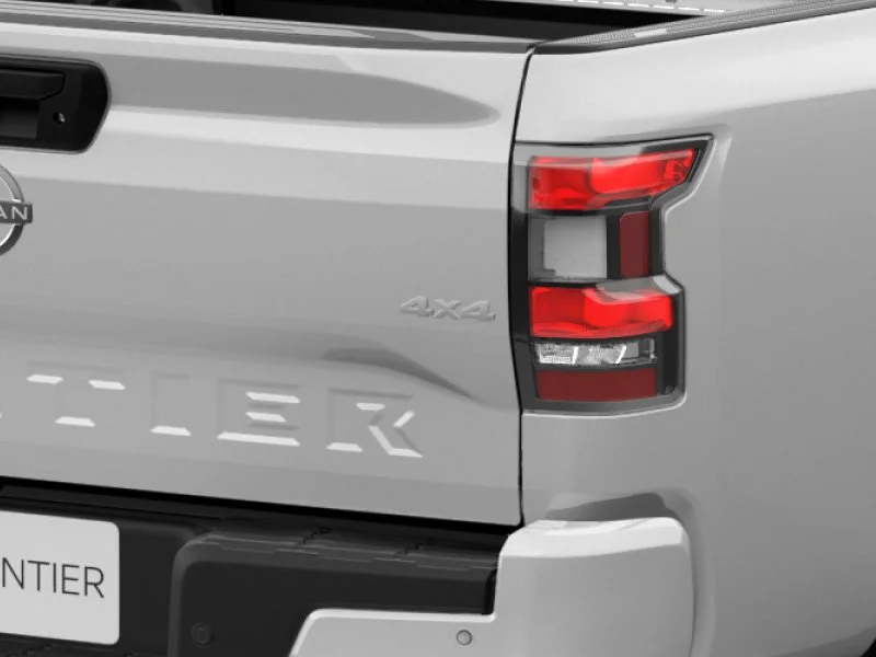 2026 Nissan Frontier SV - Photo 11