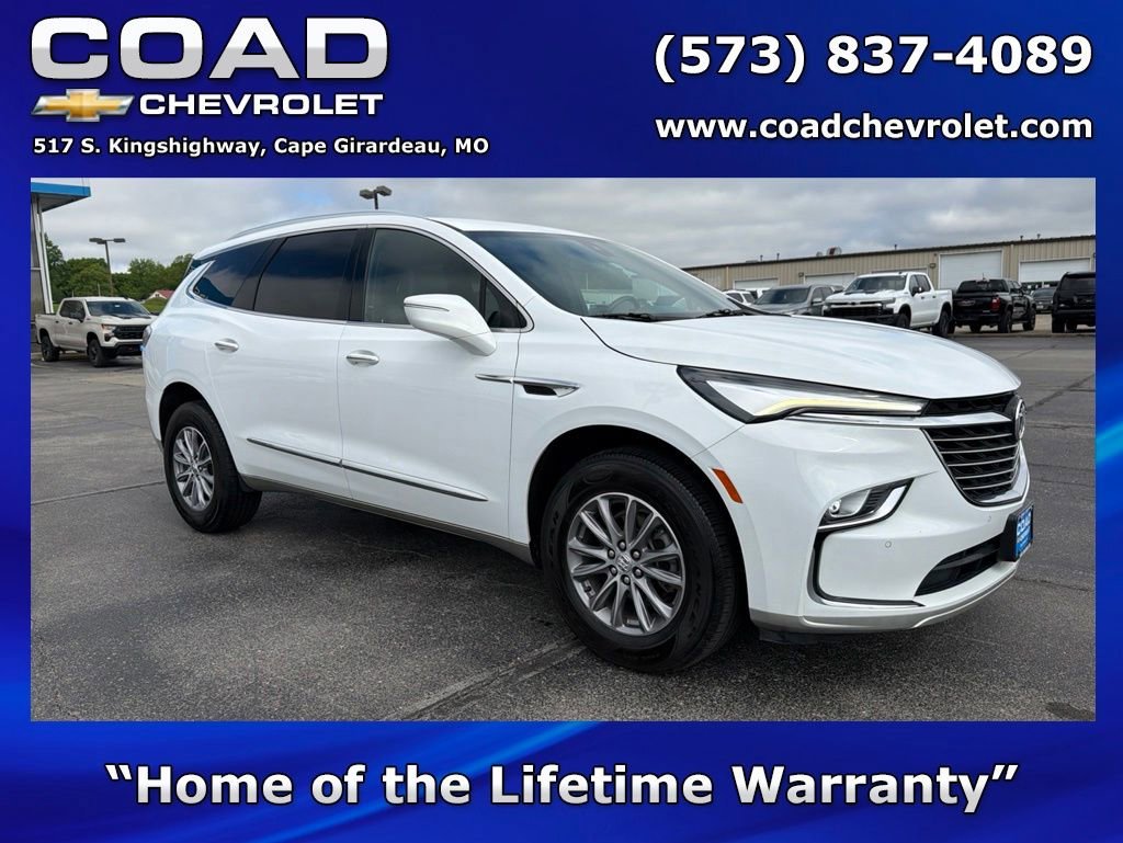 2023 Buick Enclave Essence's photo