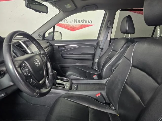 Used 2016 Gray Honda EX-L image 5