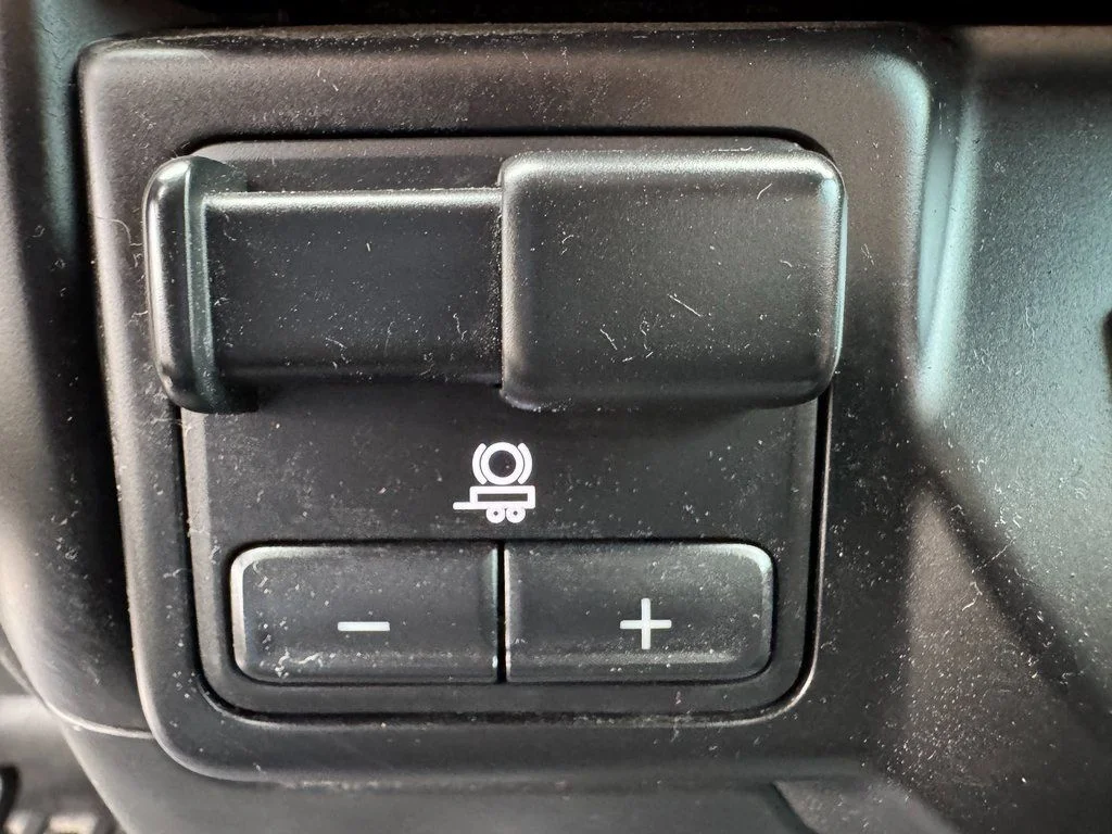 2022 Chevrolet Silverado 3500HD LT - Photo 43