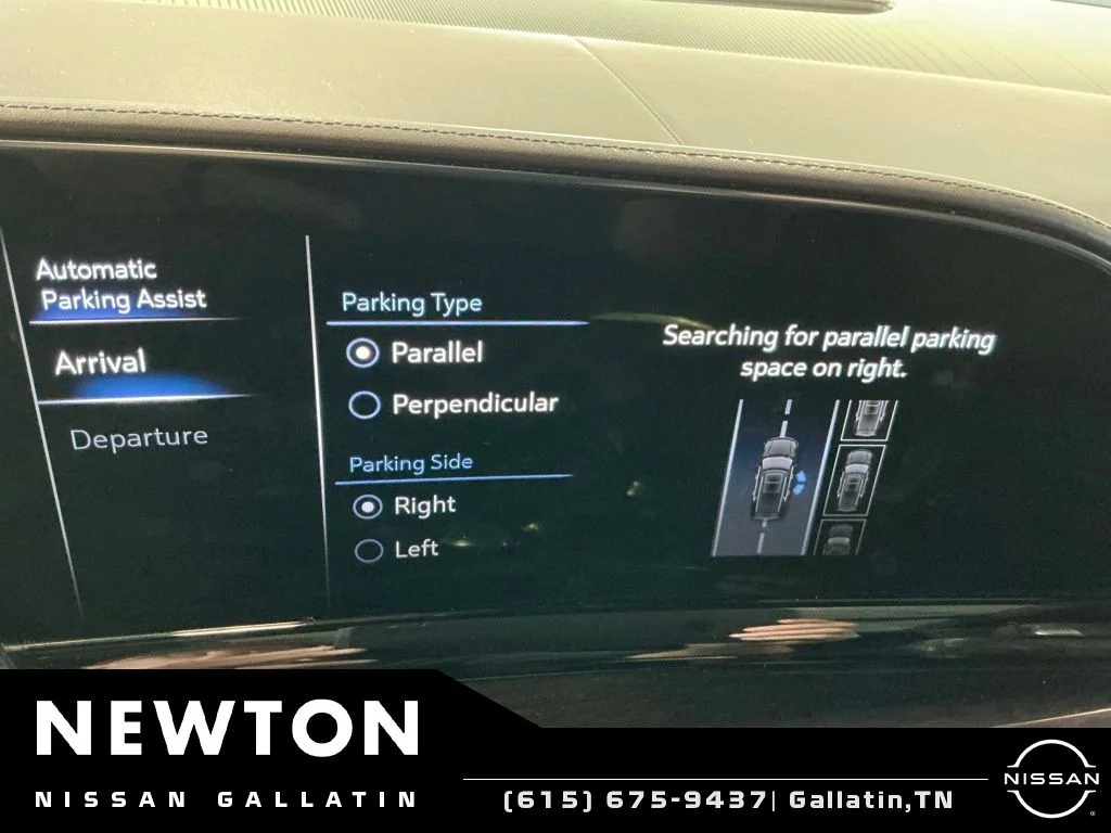 Used 2021 Crystal White Tricoat Cadillac Sport Platinum image 11